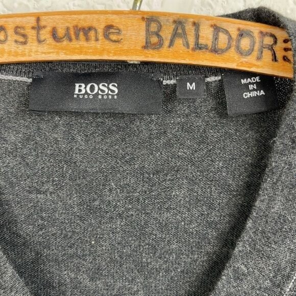 BOSS Hugo Boss Cashmere V Neck Sweater Pocket - Picture 6 of 8